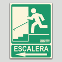 Escalera izquierda bajando...