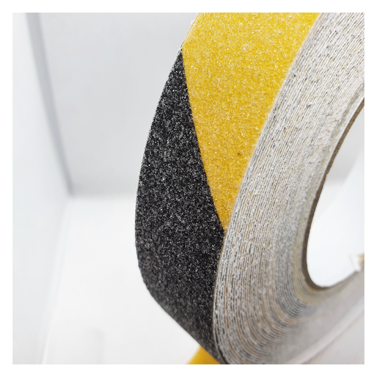 Antislip tape yellow black 25mm x 5m
