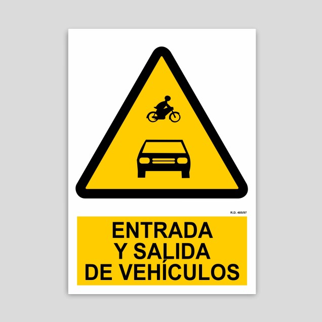 Cartel de entrada y salida de vehículos